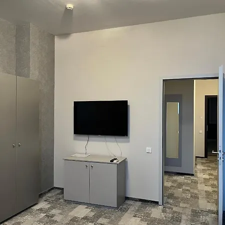 Albert Hotel 3*