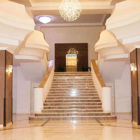 호텔 Albert Hotel
